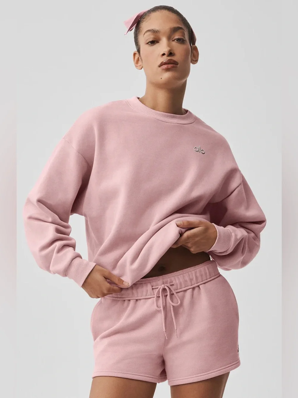 ALO YOGA | ✨NEW✨ Accolade Crew Neck Pullover in Vintage Pink
